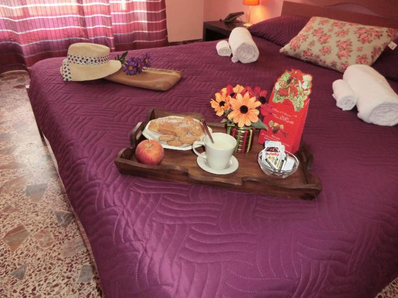 B&B Civico 115 Gaggi Bagian luar foto
