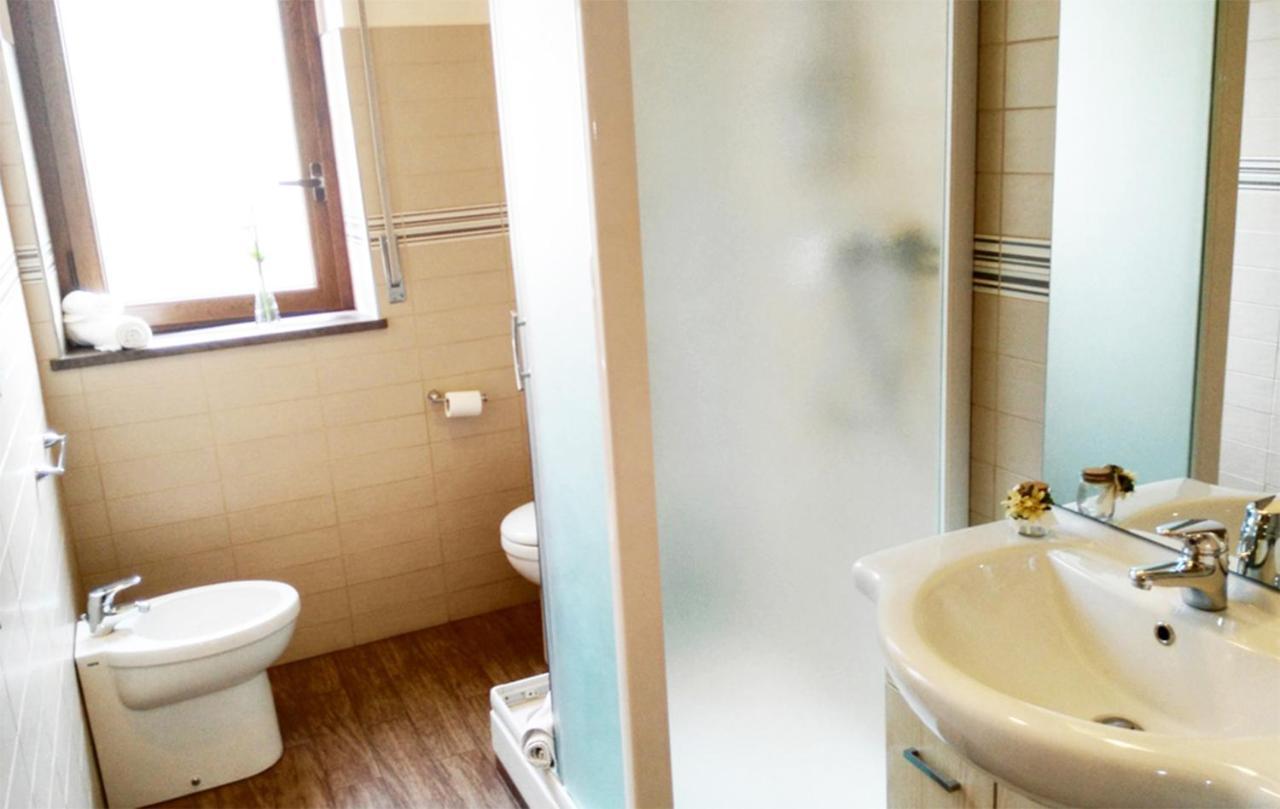 B&B Civico 115 Gaggi Bagian luar foto